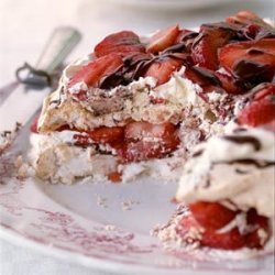 Strawberry-Chocolate Meringue Torte