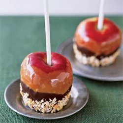 Chocolate-Peanut Caramel Apples