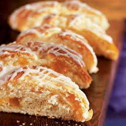 Apricot-Cream Cheese Braid