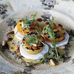 Grilled Apricot, Arugula and Goat Cheese Salad