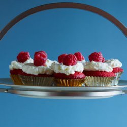 Red Velvet Cupcakes with Coconut