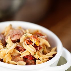 Pasta with Chicken and Sun-Dried Tomatoes