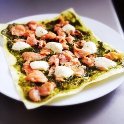 Pizza with Pesto and Smoked Salmon