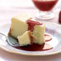 Cheesecake with Fresh Strawberry Sauce