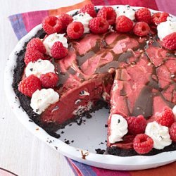 Berry Cookies-and-Cream Ice Cream Pie