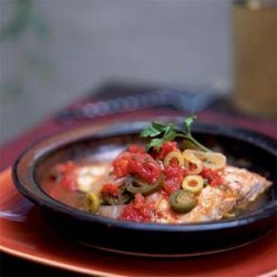 Filetes de Pescado a la Veracruzana (Fish Fillets Braised with Tomatoes, Capers, Olives, and Herbs)