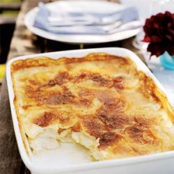 Creamy Cumin-and-Garlic Potato Gratin