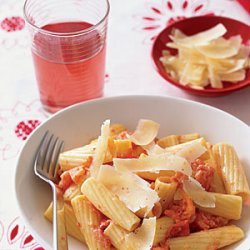Rigatoni with Grilled Tomatoes and Cream