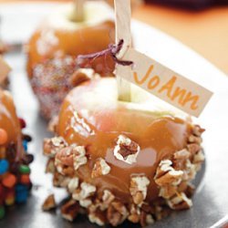 Dressed-Up Caramel Apples