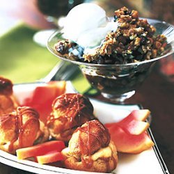 Apple-Prune Crisp with Hazelnut Topping