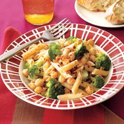 Pasta with Chickpeas and Broccoli