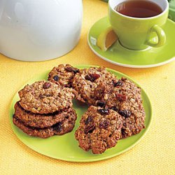 Double-Raisin Oatmeal Cookies