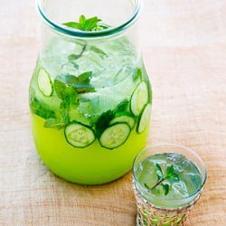 Cucumber Mint Spritzer