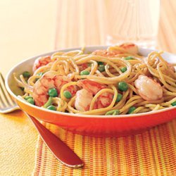 Stir-Fried Noodles with Shrimp and Peas