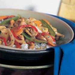 Chicken-Cashew Stir-Fry