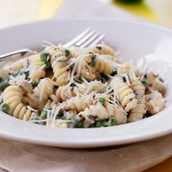 Fusilli with Creamy Pancetta-and-Pea Sauce