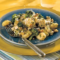 Chicken, Broccoli, and Gnocchi with Parsley Pesto