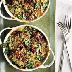 Garlicky Spinach-Sausage Gratin