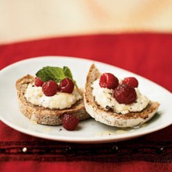 Ricotta Raspberry Canapes