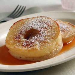 Baked Apple Rings with Caramel Sauce