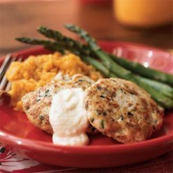 Spicy Chicken Cakes with Horseradish Aioli