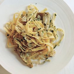 Fettuccine with Artichokes