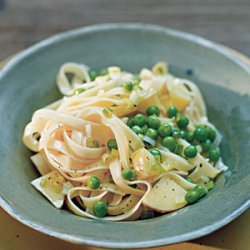 Sweet Pea And Potato Pasta