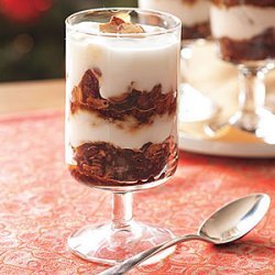 Gingerbread Granola-Yogurt Parfaits