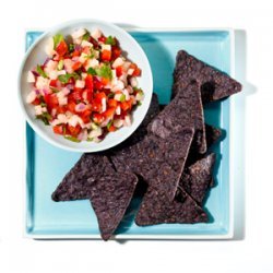 Crunchy Jicama Salsa With Blue Corn Chips