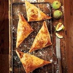 Fresh Fig and Grape Turnovers