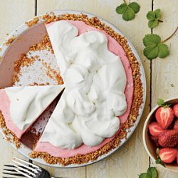 Strawberry-Pretzel Icebox Pie