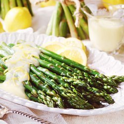 Asparagus with Mock Hollandaise Sauce