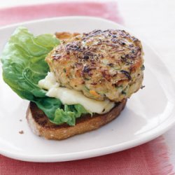 Turkey Burgers with Grated Zucchini and Carrot