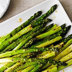 Grilled Asparagus with Lemon