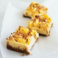 Piña Colada Cheesecake Bars