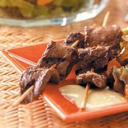 Beef Kabobs with Chutney Sauce