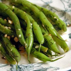 Green Beans with Toasted Almond Gremolata