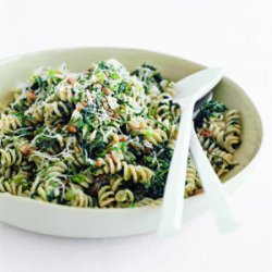 Fusilli with Spinach, Ricotta, and Golden Raisins