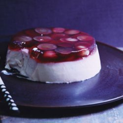 Yogurt and Brown-Sugar Panna Cotta with Grape Gelée