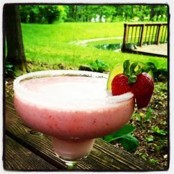 Strawberry Margarita Fizz