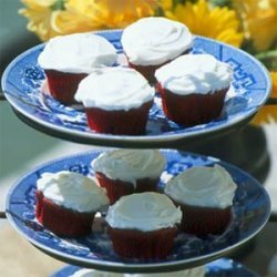 Easy Red Velvet Cupcakes
