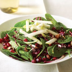 Spinach Pomegranate Salad With Pears and Hazelnuts
