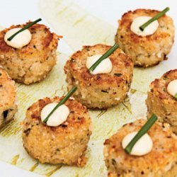 Maine Crab Cakes with Lime Aioli