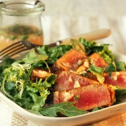 Seared Tuna on Mixed Greens with Cilantro-Lime Vinaigrette