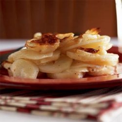 Gratin Dauphinois (Scalloped Potatoes with Cheese)