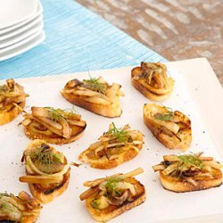 Caramelized Onion and Fennel Crostini