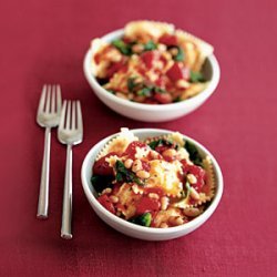 Ravioli With Tomatoes, White Beans, and Escarole