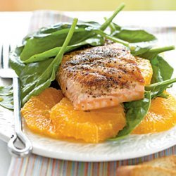 Grilled Salmon and Spinach Salad