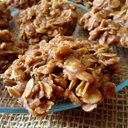 No Bake Choco-Peanut-Oatmeal Cookies