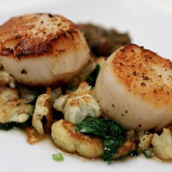 Scallops and Cauliflower with Caper-Raisin Sauce